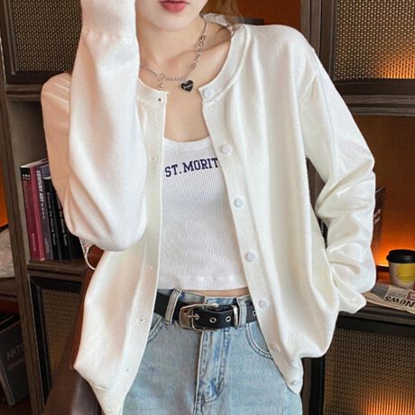 [^:ri-cd-0093-c]ɗD{[ƁAӂƂ͓IȃN[lbNJ[fBKB_炩Sn悭AbNXCŒ܂BgɂƂfUCŁA₷KQIƂ҂ݒnŁA{^𗯂߂΁AgbvXƂĂy߂fUCłBRpNgȌ`ȂA悢芴́B⑳̃uƒ܂AŜɃn܂AlĂ܂BӎEg̃j^[[ɂAEFۂ̏iƈقȂČꍇ܂BE\LTCY͑ɂ1`2cm̌덷ꍇ܂B܂B