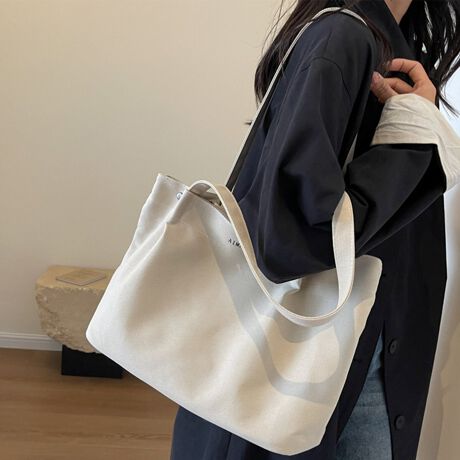 [^:ri-bag-0390-c]ŷɑϋvocOȃt@Xi[tLoXg[gobOo<br>VvŃt@Xi[t̃LoXg[gobOłB<br>}`肠̂ŎĂāAzȏɉוƂ낪|Cg<br>WPbgg`R[gȂǁAꂢ߃R[fłRɓł̂ŁALV[Ŋ􂵂Ă܂B<br>1łƂAJtFŎdƂȂǁAוłϋv΂Ȃ̂ŁASĉוlߍOK<br><br>ӎ<br>Eg̃j^[[ɂAEFۂ̏iƈقȂČꍇ܂B<br>E\LTCY͑ɂ1`2cm̌덷ꍇ܂B܂B