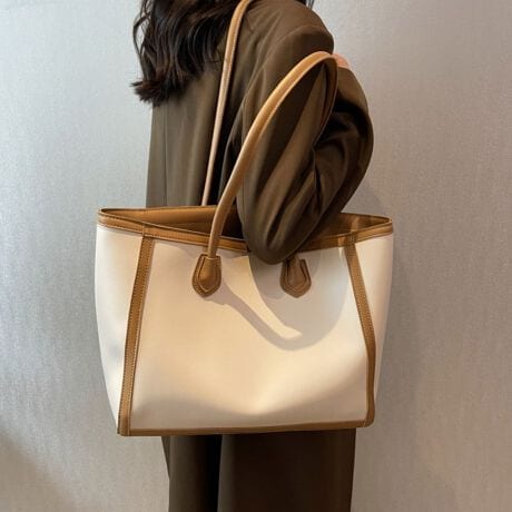 [^:ri-bag-0398-c]LȕƂ肵TCY͂̃g[gobOłB<br>炩ŏ_炩fނŁAJ̓ɂC˂Ȃ̂ꂵ|CgB<br>eʂŁAוSĂgArWlXJWA܂ŕLV[Ŋ􂵂܂B<br>ƂŏdוłSB<br>肰Ȃ򂪂ifUC͂łB<br>ӎ<br>Eg̃j^[[ɂAEFۂ̏iƈقȂČꍇ܂B<br>E\LTCY͑ɂ1`2cm̌덷ꍇ܂B܂B