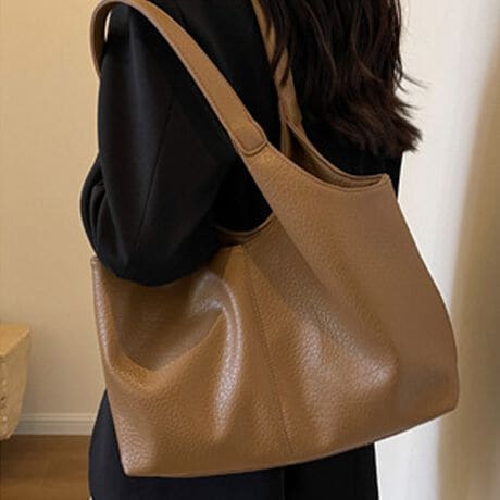 [^:ri-bag-0382-c]dwZpɒx悢_炩tFCNU[̃g[gobOo<br>tFCNU[ȂV{Hɂ܂B<br>fނ_炩KobƊĴŁAו̏oŃXgXɂȂȂ̂|Cg<br>t@Xi[dl̓|Pbgɂ́AȂJ[hP[XL[P[X̎[ɂ҂łB<br>Vvȃg[gobO炨dpƂĂ͂AוƂ̂łÂƂɂIXXI<br><br>ӎ<br>Eg̃j^[[ɂAEFۂ̏iƈقȂČꍇ܂B<br>E\LTCY͑ɂ1`2cm̌덷ꍇ܂B܂B