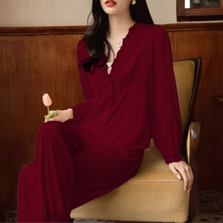 [^:ri-ro-0005-c]GKgȃ[XVN[EFA㉺ZbgB<br>lbNƑApcɎ{ꂽ傫ȃ[XAƃGKgĂ܂B<br>Ƃŉ߂ԂƓʂɂĂAiłȂ炵fUĆB<br>VN̂悤ȂȂ߂炩ȎƁADȌ򂪊AGǂłB<br>ƒ邾ŁACtbVłACeB<br><br>ӎ<br>Eg̃j^[[ɂAEFۂ̏iƈقȂČꍇ܂B<br>E\LTCY͑ɂ1`2cm̌덷ꍇ܂B܂B