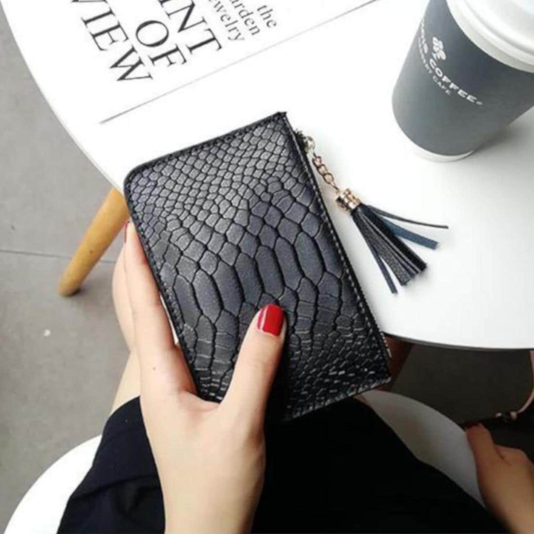 [}C]gyȂoɗJriOt}`P[X/]heB[imaison de LATIRj ubN