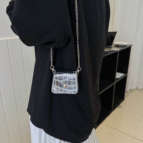 [^:ri-bag-0414-c]Lƌ郁^`F[iȃANZgɂȂĂARpNgň炵~jV_[obOB<br>RpNgȂKvȂ̂Ǝ[łAƂoɂ҂łB<br>fC[͂AhXAbṽR[fɂB<br><br>ӎ<br>Eg̃j^[[ɂAEFۂ̏iƈقȂČꍇ܂B<br>E\LTCY͑ɂ1`2cm̌덷ꍇ܂B܂B