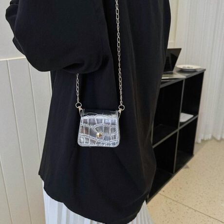 [^:ri-bag-0414-c]Lƌ郁^`F[iȃANZgɂȂĂARpNgň炵~jV_[obOB<br>RpNgȂKvȂ̂Ǝ[łAƂoɂ҂łB<br>fC[͂AhXAbṽR[fɂB<br><br>ӎ<br>Eg̃j^[[ɂAEFۂ̏iƈقȂČꍇ܂B<br>E\LTCY͑ɂ1`2cm̌덷ꍇ܂B܂B