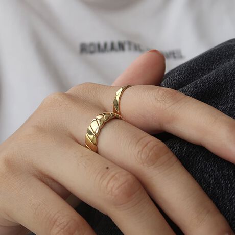 [^:f-rin-0019-c]ՂƂۂ݂̂fUCOB<br>ǂȃX^CɂRƓނ߁Aʂ킸܂܂ȃt@bVɎĂ܂B<br>ꂽۂvXĂ̂́B<br>̊̂fUCƑ݊o܂B<br>莝̃ANZT[Ƒgݍ킹΁AɃX^CbVȏd˕ty߂̂ŁAR[fBl[g̕L܂B<br>ӎ<br>Eg̃j^[[ɂAEFۂ̏iƈقȂČꍇ܂B<br>E\LTCY͑ɂ1`2cm̌덷ꍇ܂B܂B