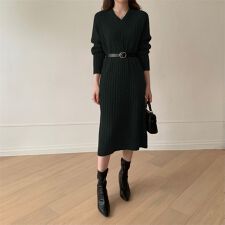 フォースメント(Forcement)の上品なVネックリブニットワンピース