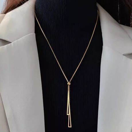 [^:f-nec-0015-c]񌳂ƌĂAiȃ[v^ClbNXB<br>XCh̃fUCŁAD݂ɍ킹ĒRɒ߂ł܂B<br>̂fUCAVvȂꂽۂvXB<br>[ɂ̓V[vȃgCAO`[t{A肰ȂĂ܂B<br>JWA炫ꂢ߂܂ŕLX^Cɓ݁AR[f肰ȂiグĂACeB<br><br>ӎ<br>Eg̃j^[[ɂAEFۂ̏iƈقȂČꍇ܂B<br>E\LTCY͑ɂ1?2cm̌덷ꍇ܂B܂B