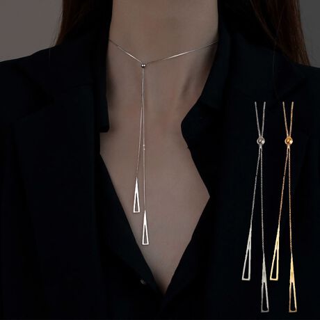 [^:f-nec-0015-c]񌳂ƌĂAiȃ[v^ClbNXB<br>XCh̃fUCŁAD݂ɍ킹ĒRɒ߂ł܂B<br>̂fUCAVvȂꂽۂvXB<br>[ɂ̓V[vȃgCAO`[t{A肰ȂĂ܂B<br>JWA炫ꂢ߂܂ŕLX^Cɓ݁AR[f肰ȂiグĂACeB<br><br>ӎ<br>Eg̃j^[[ɂAEFۂ̏iƈقȂČꍇ܂B<br>E\LTCY͑ɂ1?2cm̌덷ꍇ܂B܂B