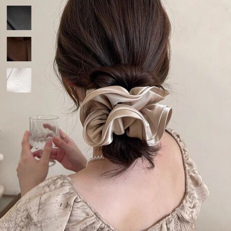 [^:f-hair-0001-c]ȒPɂꂢȃwAAWł؍TeVVB<br>߂̈ʒuł܂Ƃ߂Ή炵A߂ɌׂΏiȈۂɎdオ܂B<br>Zł葁AW܂邩ÃX^COƊyɁB<br>RpNgŎ^т₷̂ŁAobOɓĂΎdÂłf[gő劈􂵂܂B<br><br>ӎ<br>Eg̃j^[[ɂAEFۂ̏iƈقȂČꍇ܂B<br>E\LTCY͑ɂ1`2cm̌덷ꍇ܂B܂B