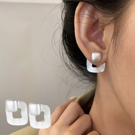 [^:f-acc-0101-c]VvȂ݊̂XNGA^sAXB<br>ꂽfUC肰ȂʂAJWA炫ꂢ߂܂ŕLX^Cɗnޖ\ANZT[łB<br>ItBXV[ł͏iɁA̓񎟉ł͉؂₩ɁA܂܂ȃV[Ŋ􂷂fUCB<br>Vv炱AꂽۂoAl̑ɂ肰ȂPvXĂ܂B<br><br>ӎ<br>Eg̃j^[[ɂAEFۂ̏iƈقȂČꍇ܂B<br>E\LTCY͑ɂ1`2cm̌덷ꍇ܂B܂B