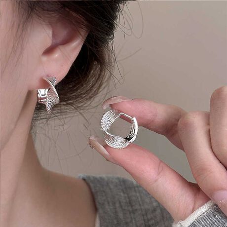 [^:f-acc-0102-c]iȂ˂fUCڂt[vsAXB<br>ԂȃTCY炵oAlۂۂ^Ă܂B<br>肰Ȃ˂A؂₩ɍʂACeB<br>JWA͂ItBXV[p[eB[A2ȂǁA܂܂ȏʂŊ􂵂܂B<br>ǂȃR[fɂn݂₷AX^CI΂Ɋy߂̂́B<br><br>ӎ<br>Eg̃j^[[ɂAEFۂ̏iƈقȂČꍇ܂B<br>E\LTCY͑ɂ1`2cm̌덷ꍇ܂B܂B