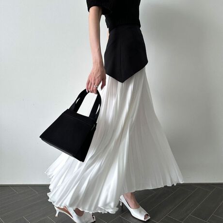 [^:f-sk-0053-c]܂ɂꂽّfނ̎΂ߐؑւA肰ȂX^COɃANZgĂ郍Ov[cXJ[gB<br>тɌy₩ɗhAi悭炵o܂B<br>nɂ͂قǂ悢ƂƂ݊A炩ȔŒSnKB<br>v[c͂ՂƎdĂĂāAїDȈۂɁB<br>IIt킸􂵂Ă邨߂̈ꖇłB<br><br>ӎ<br>Eg̃j^[[ɂAEFۂ̏iƈقȂČꍇ܂B<br>E\LTCY͑ɂ1`2cm̌덷ꍇ܂B܂B