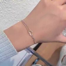 大人可愛いハートチャームブレスレット