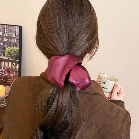 [^:f-hair-0002-c]Əiȃc͂̃VVB<br>ЂƂڂԂȃ{ApƉ؂₩ɌĂ܂B<br>قǂ悭{[̂Ŕ܂Ƃ߂邾łςƈۂςAȂꊴ̂X^CȒPɎdオ̂|CgB<br>{͒߂ɃfUCĂāAɉĂ₳h邽тɏ炵܂B<br>VvȂ܂ƂߔÃVVЂƂY邾ŁAC炸ȕ͋CɁB<br><br>ӎ<br>Eg̃j^[[ɂAEFۂ̏iƈقȂČꍇ܂B<br>E\LTCY͑ɂ1`2cm̌덷ꍇ܂B܂B