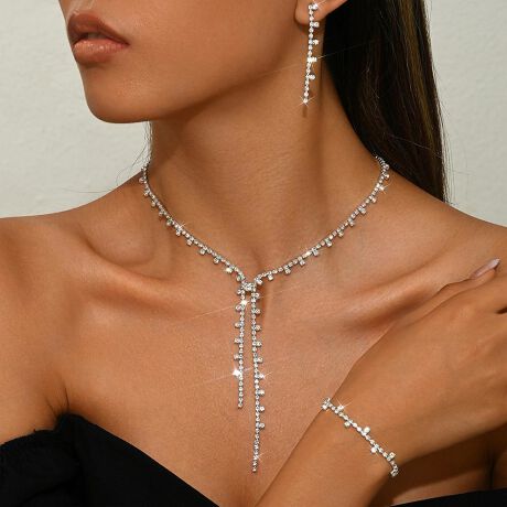 [^:f-set-0059-c]ȃXg[₳W߂lbNXEuXbgEsAX3ZbgB<br>lbNXƃuXbg͂܂Ōӂƕݍ񂾂悤ȗDP͂ŁA茳iɉo܂B<br>sAX̓lbNXƓXg[cɕсAтɃLƗhāA܂ŔĂĂACeB<br>ǂ݊AC܂Ŗ邭Ă܂B<br><br>ӎ<br>Eg̃j^[[ɂAEFۂ̏iƈقȂČꍇ܂B<br>E\LTCY͑ɂ1`2cm̌덷ꍇ܂B܂B