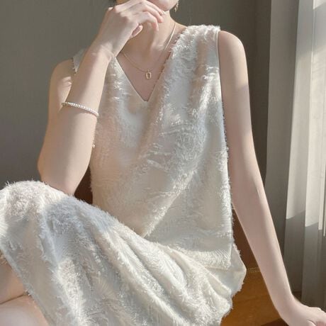 [^:f-op-0118-c]ӂƕɂȂтA_炩ȃVM[s[XB<br>G߂ɂ͈ꖇłƒȂ̂߂łB<br>VlbNƃm[X[ũfUC悢oAANZT[T_Ƃ̑QB<br>TVcVc킹d˒y߂̂ŁACɍ킹Ĉۃ`FW₷̂́IH~̂y߂ꒅłB<br><br>ӎ<br>Eg̃j^[[ɂAEFۂ̏iƈقȂČꍇ܂B<br>E\LTCY͑ɂ1`2cm̌덷ꍇ܂B܂B