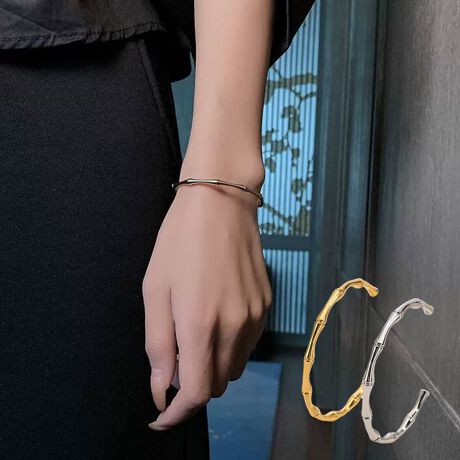 [^:f-acc-0118-c]ou[tHۓIȃuXbgB<br>₩Ȍ򂪁A茳ɉ؂₩Ɖ݂YĂ܂B<br>肵Aǂ葶݊̂ŁAĩR[fɃvX邾łȂꊴoB<br>i`ȕ͋CȂAi̗ǂĂfUCȂ̂ŁANX^C킸y߂܂B<br><br>ӎ<br>Eg̃j^[[ɂAEFۂ̏iƈقȂČꍇ܂B<br>E\LTCY͑ɂ1`2cm̌덷ꍇ܂B܂B