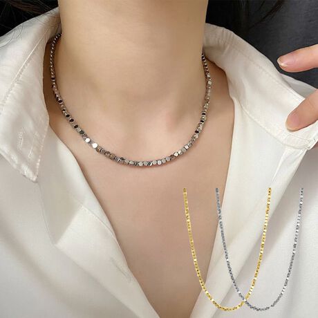 [^:f-nec-0021-c]ɂ肰ȂY悤ȁAD݊lbNXB<br>Ȋp`̃p[cAȂApxɂĂ炫ƕ\ςfUC͂łB<br>炩ȋPA񌳂Ɩ邭ĂāAVvȃgbvX⃏s[XƂQB<br><br>ӎ<br>Eg̃j^[[ɂAEFۂ̏iƈقȂČꍇ܂B<br>E\LTCY͑ɂ1?2cm̌덷ꍇ܂B܂B