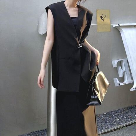 [^:f-jil-0001-c]yHD邾ŁAǂlۂꂽۂɎdオWB<br>H~H̓uEXⒷJbg\[ƍ킹āAH~̓m[X[uƍ킹΁AŔ̂X^Cy߂܂B<br>x[VbNŃR[f̕LAEGXĝ肰ȂVo[ANZgɁB<br>VvȂî镵͋CɁBItBXł̂Ƃ͂AoZj[ȂǏtH[}ȃV[ɂ҂łB<br>Ȃɂقǂ悭؂₩A1邾Œ񂵗͔QBG߂킸ɂȂACeB<br><br>ӎ<br>Eg̃j^[[ɂAEFۂ̏iƈقȂČꍇ܂B<br>E\LTCY͑ɂ1`2cm̌덷ꍇ܂B܂B