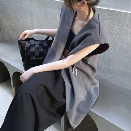 [^:f-jil-0001-c]yHD邾ŁAǂlۂꂽۂɎdオWB<br>H~H̓uEXⒷJbg\[ƍ킹āAH~̓m[X[uƍ킹΁AŔ̂X^Cy߂܂B<br>x[VbNŃR[f̕LAEGXĝ肰ȂVo[ANZgɁB<br>VvȂî镵͋CɁBItBXł̂Ƃ͂AoZj[ȂǏtH[}ȃV[ɂ҂łB<br>Ȃɂقǂ悭؂₩A1邾Œ񂵗͔QBG߂킸ɂȂACeB<br><br>ӎ<br>Eg̃j^[[ɂAEFۂ̏iƈقȂČꍇ܂B<br>E\LTCY͑ɂ1`2cm̌덷ꍇ܂B܂B