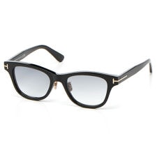 【トムフォード　サングラス　FT1353D】