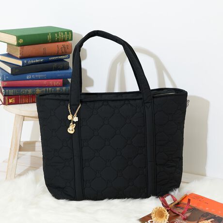 [^:6095-miffy-QU]~btB[̌`LeBOfUC킢ig痷sp܂ŕLgg[gobOB~btB[̊̑ƂȂĂ܂B܂A~btB[̃`[tĂāA~btB[Dɂ͂܂Ȃו܂łfUCƂȂĂ܂}`L[͔QȂ̂ŁAW◷sACxgAEghAȂǂ̉ו^тɕ֗ł