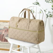 【miffy/ミッフィー】 チャーム付き ボストンバッグ
