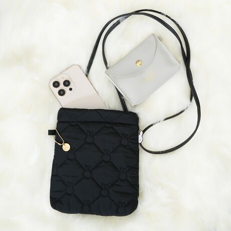 [^:6097-miffy-QU]~btB[̌`LeBOfUC킢ƂoɃsb^ȃ~jV_[obO~btB[̊̑ƂȂĂ܂B܂A`[tĂāAו܂łfUCƂȂĂ܂fC[[X͂ATuobOƂĂ߂̃ACełB