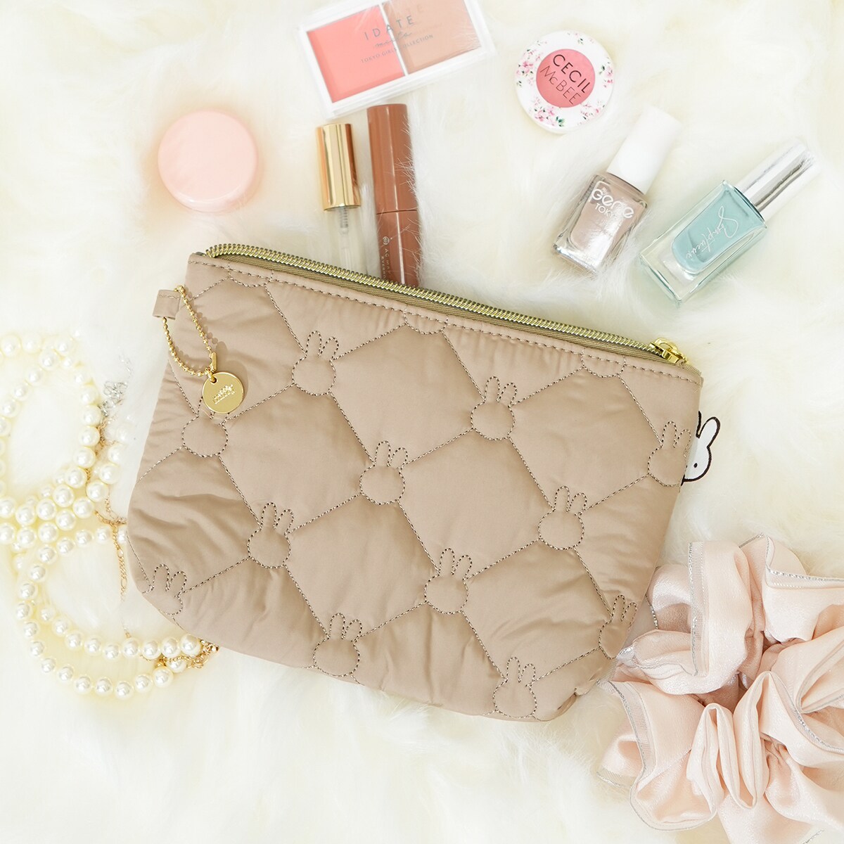 [}C]ymiffy/~btB[z `[t |[`iMj/Vtisifflerj O[WLeBO