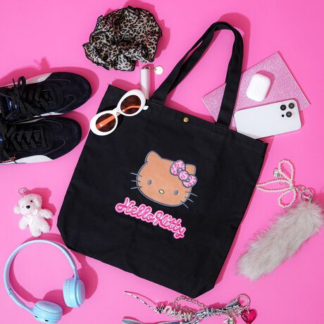 [^:6086-sanrio]sÑSƓĂLeB̎hJ킢IL[gȃg[gobOoIA4TCY邿傤ǂTCYBJ̓}Olbg{^dlɂȂĂ܂Bɂ̓qE̐ngpĂ̂ŁAJxɃeVオ܂܂݂|PbgĂāA𕪂Ď[邱Ƃł܂Bwʂɂ|PbgĂ̂łɎoTbƂ܂֗ȎdlłByďvȖȂ̔zngpĂ邽߃I[V[YCyɂg܂Bʋ΁EʊwA₨oAsȂǗlXȏʂŊ􂷂ACełB