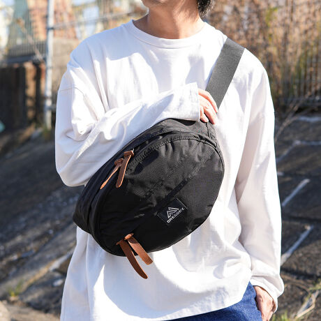 [^:1196521041]^E[XOU􂷂ۂɍœKȁAKi[̂ɕ֗ȃpbNłBeʂ̃CRp[ggɂ̓bV|PbgƃI[v|Pbgו悭Ď[ł܂BEFXgɊ悵AV_[Ɋ|悵Ag͎RłBEWbp[J̃CRp[ggEْ̍f\ɂAɃtBbgEWbp[ttg|PbgɂA̍KȃbVgppbhwʃplẼWbp[tbV|PbgƃI[v|PbgE߂\ȃEFXgxgޗA̍Ȃǂɂ艿i(lグ)sĂ܂BiɕtĂlDiỎi̒lDtĂ镨܂̂łBGREGORY/OS[uDon't Carry,wear it/pbN͔ŵł͂ȂÂvƂRZvg̊ɁA ^pbN珬^̃pbN܂ňт̂ÂĂ܂B OS[̊vVIȃACfAAlԍHwɊÂpbNfUCA ōiւ͍̂߂邱ƂȂAJ荡Ɏ܂ŁA ŐṼpbNɂfĂ܂B