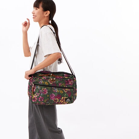 [^:1490410511]ʋ΁AsȂǂŊ􂷂郆[eBeB[V_[L͑eʂ̃CRp[ggA̎[ɕ֗ȃtgƃ|Pbg܂B[QȂ̂łǂ֏oɂSłS_łBEWbp[J̃CRp[ggEOS[̃ACRł郌U[Wbp[vE߉\38mmV_[XgbvBE̎[ɕ֗ȃWbp[ttg|PbgETChI[v|PbgEWbp[ttg|Pbg͓ɃL[tHutEn\ĕ⋭ꂽ{gEpbh̃{gEwʂɃXibvI[v|PbgE֗ȓ̃X[u|PbgƃbVI[v|PbgE|Pbg̐:9(O5/4)