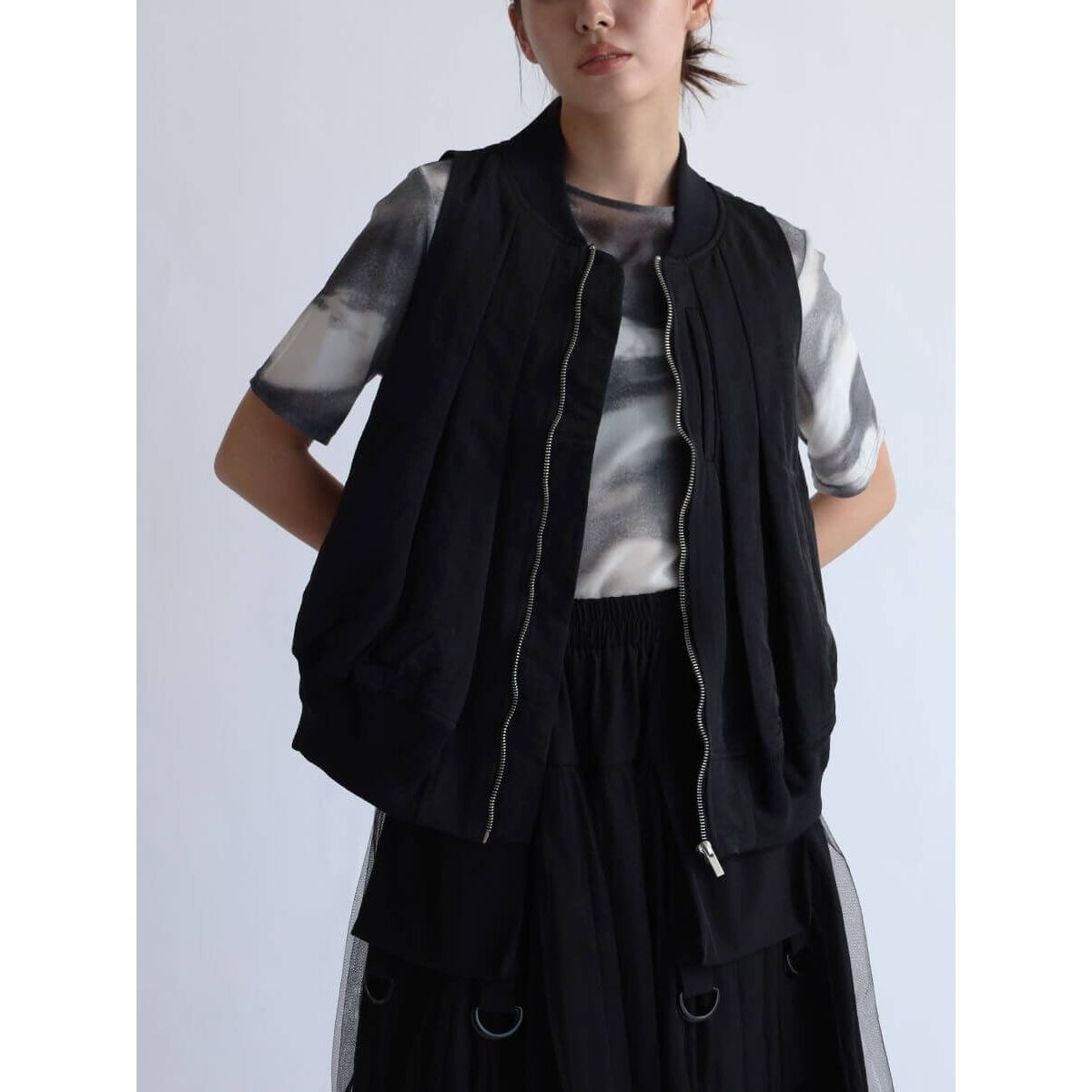 LASUD スラッシュジップキルティングベスト　ブラック ラシュッド LASUD スラッシュジップキルティングベスト （ブラック