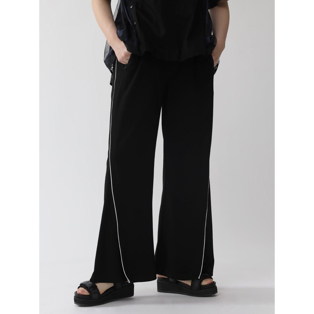 【かずりん】LASUD サイドラインバレルパンツ LASUD｜サイドラインバレルパンツ | Rakuten Fashion(楽天