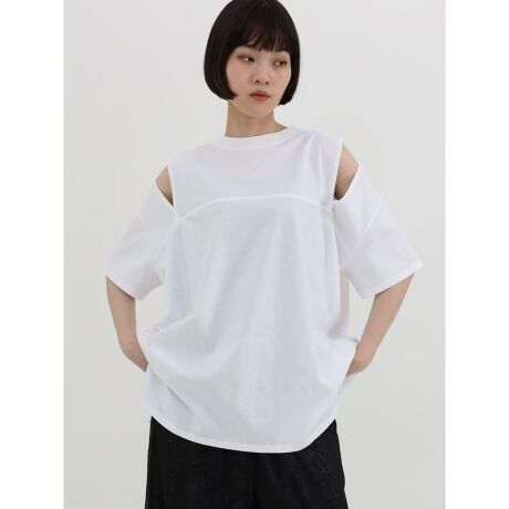 [^ԁF001203329]_ɓXbgfUCڂ䂭Jbg\[BI[o[ȃTCWOɔ^AT߂Ȕŏ炵vXB_炩Ĕ̗ǂȑfނSn̗ǂAꂩ̋G߂Ɋ􂷂ACeB肰Ȃ̐؂ւȂǃx[VbNȒɂA肰ȂfUC܂BVvȂƂ肠gɃI[o[VGbgȂ̂ŁA{fB[CE킸ALX^COy݂܂B fF168cmBe摜́A̓₨g̃j^[ݒȀƖɂۂ̏iƐFقȂꍇ܂BԎɋ߂F͐n摜ł܂B9icmj:77:45g:66