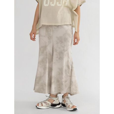 [^ԁF002103334]_炩Ȕ̃Jbg\[nmXgXȒSñ}[ChXJ[gBh߂Ȃ^C_CfUCLASUD炵̂\iɁBtBbgȂƂ肠qbvő̌^Jo[A}[ChVGbg炵oACeBɌĎ{ꂽTCh{^OƂŃXbgD݂œ邱Ƃ\ȃfUC閣͂ȃXJ[gɂȂĂ܂B fF167cmfނ̃V[Y͂i001203333A004403350jBe摜́A̓₨g̃j^[ݒȀƖɂۂ̏iƐFقȂꍇ܂BԎɋ߂F͐n摜ł܂B9icmjXJ[g:81EGXg:4EGXg:68`78qbv:90