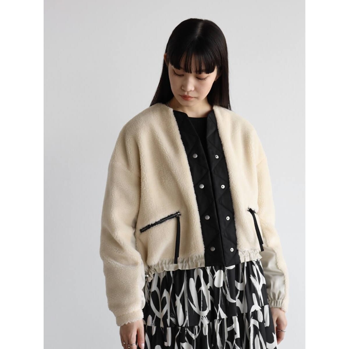 ラディエイト RADIATE バックフリルボアブルゾン （アイボリー）M ラディエイト RADIATE バックフリルボアブルゾン （アイボリー）M