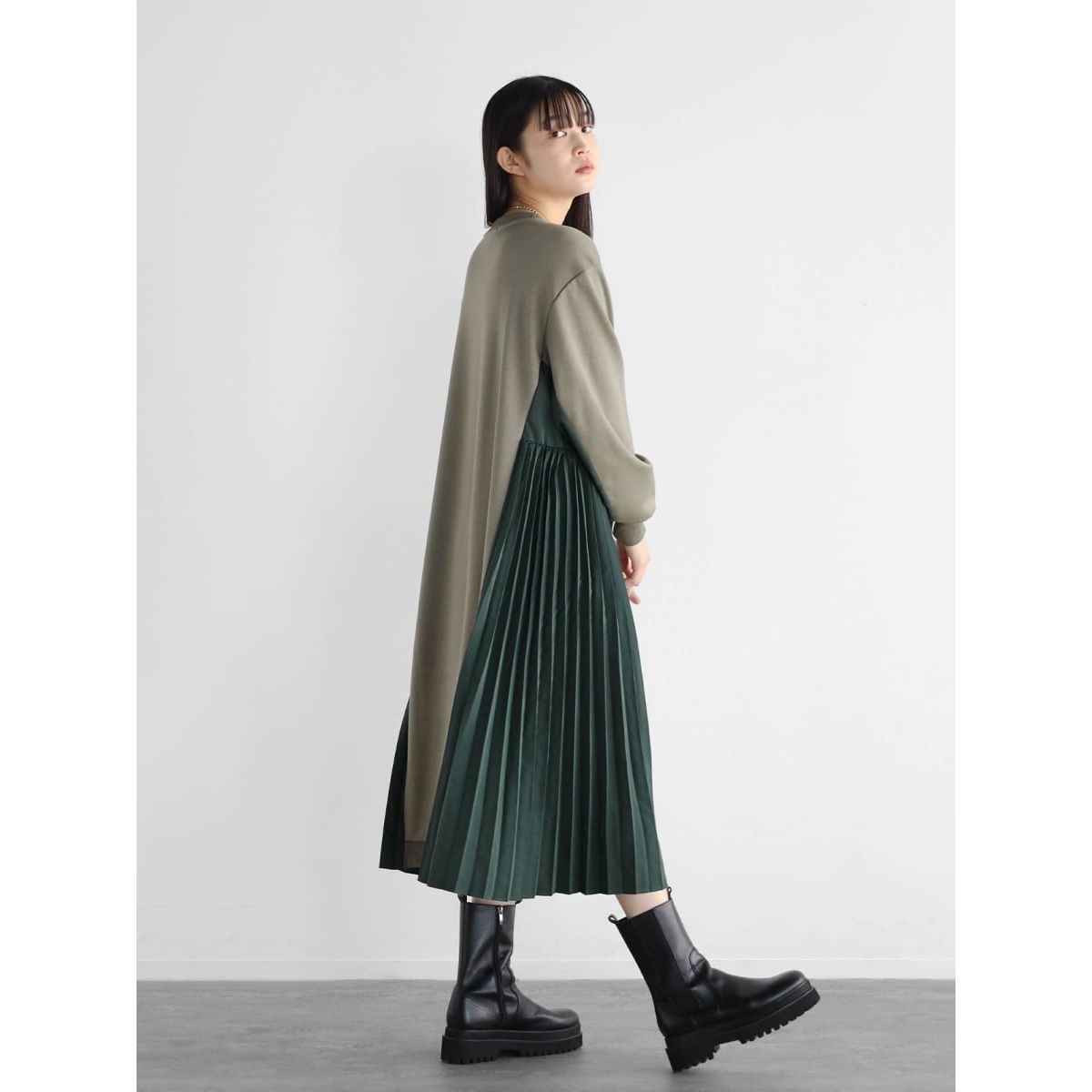 プリーツドッキングワンピース | ラディエイト(RADIATE) | マルイ