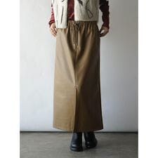 フロントスリットドッキングスカート