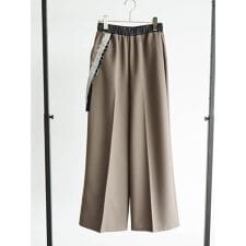 ラディエイト(RADIATE)のテープロゴエンブロスラックスパンツ