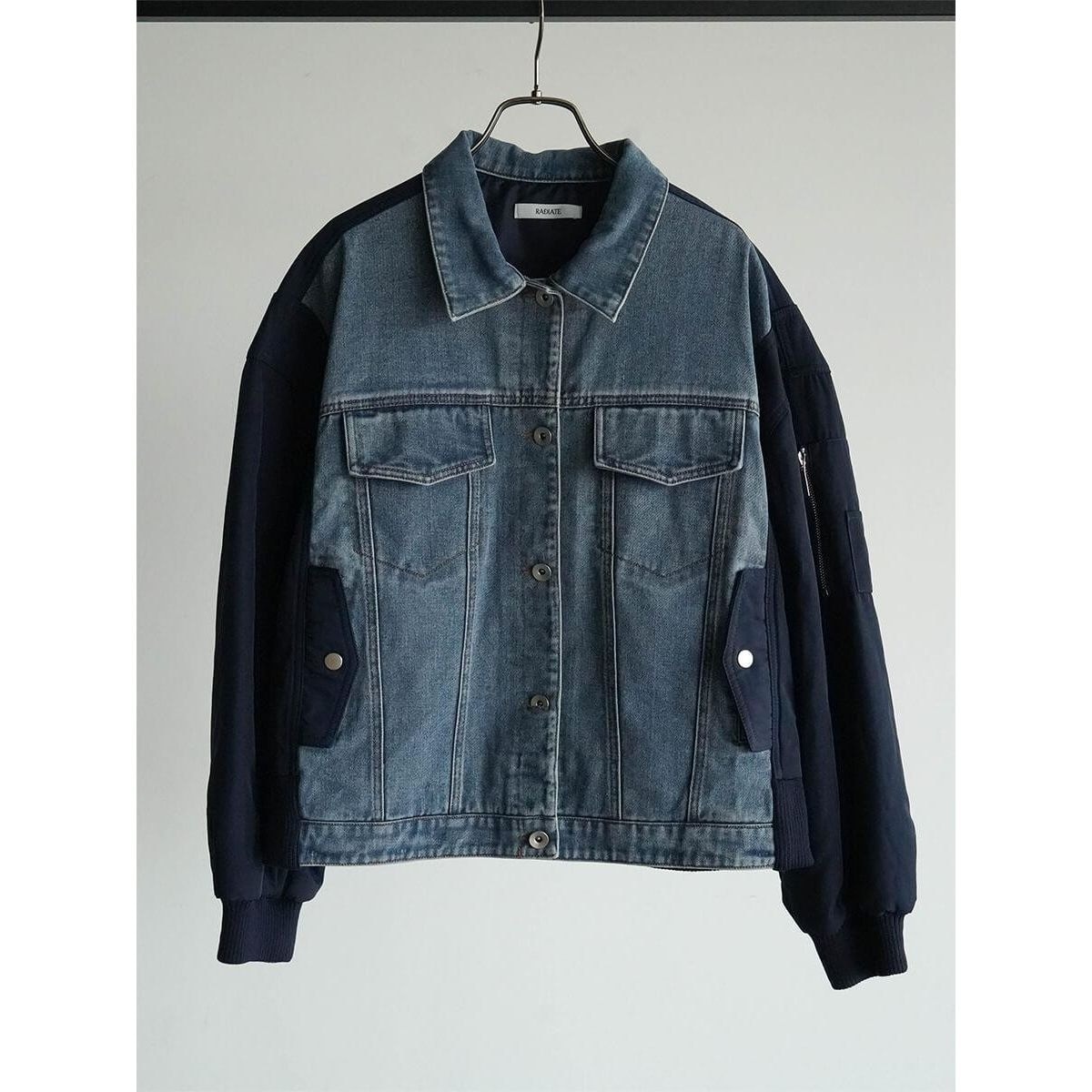 【新品未使用】レジル ケープデザインショートジャケット ブラック ヤマダヤ ヤマダヤ ストア(YAMADAYA STORE) レディース ブルゾン の一覧