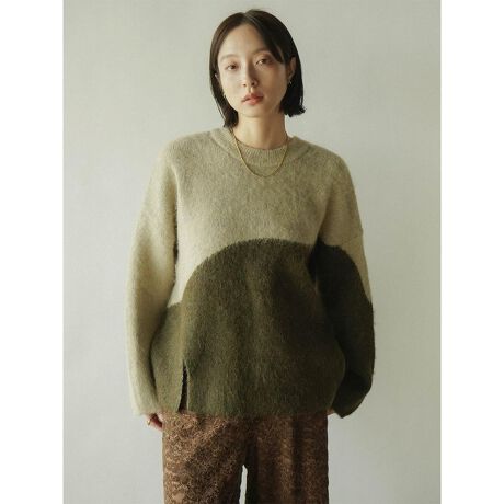 [^ԁF011118949]AVg[Ɏ{oCJ[fUCڂjbgB̂AƏ_炩Ȕ肪́ӂƂNъ̓V[Y[h𐷂グĂ܂BobNX^CۓIɎdグ{^̔zƁAtg̐ɓXbgfUCANZgvXBƂVGbgg₷AꖇŎɂȂfUCłB fF165cmBe摜́A̓₨g̃j^[ݒȀƖɂۂ̏iƐFقȂꍇ܂BԎɋ߂F͐n摜ł܂B9icmj:62:61:44.5:75g:61