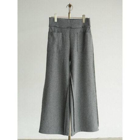 [^ԁF012219434]Nъ̂_炩G肪H~炵ۂ̃ChpcBm򕌌ɂ܂{ő̖ѐDYnłuBvōꂽfނgpB̂ChVGbgŁAтɂ炩hđl̗]To܂Bĕ\ɏoTCh̒f؂tg̃|Pbg̓R[f̃|CgɁBSdlŗ₷Qłėp̍ubNEO[ɉāAGW^[RCYȂǂ̃R[f̃ANZgɂȂJ[WJ́B\Lȕ͋CȂ̂ŁAVvȃACeƍDBől͋̕CZACełBBe摜́A̓₨g̃j^[ݒȀƖɂۂ̏iƐFقȂꍇ܂BԎɋ߂F͐n摜ł܂B9icmjpc:102EGXg:6.5EGXg:68`78qbv:90ҏ:32҉:74킽蕝:31