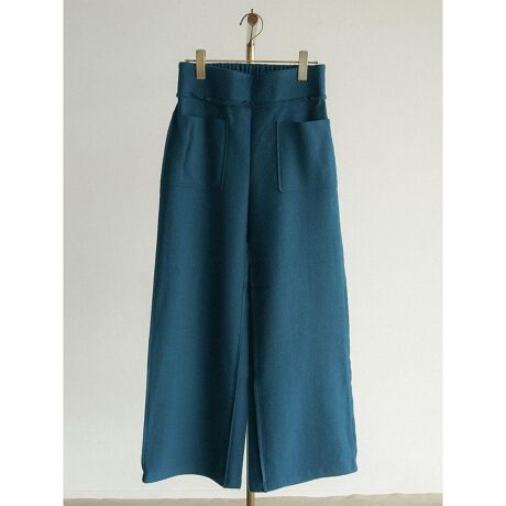 [^ԁF012219434]Nъ̂_炩G肪H~炵ۂ̃ChpcBm򕌌ɂ܂{ő̖ѐDYnłuBvōꂽfނgpB̂ChVGbgŁAтɂ炩hđl̗]To܂Bĕ\ɏoTCh̒f؂tg̃|Pbg̓R[f̃|CgɁBSdlŗ₷Qłėp̍ubNEO[ɉāAGW^[RCYȂǂ̃R[f̃ANZgɂȂJ[WJ́B\Lȕ͋CȂ̂ŁAVvȃACeƍDBől͋̕CZACełBBe摜́A̓₨g̃j^[ݒȀƖɂۂ̏iƐFقȂꍇ܂BԎɋ߂F͐n摜ł܂B9icmjpc:102EGXg:6.5EGXg:68`78qbv:90ҏ:32҉:74킽蕝:31