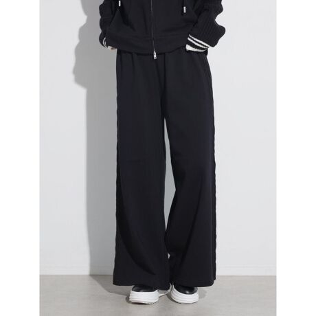 [^ԁF022231124]т̃XEFbgƃjbghbLOAّfނ̑gݍ킹VNȎpcBTChC̃ANZgĂAVѐŜfUCR[fBl[gɉ؂€Y܂B܂A[YȃChVGbgĝ̃CE킸ARƃbNX̂X^CO܂BɁAEGXg̓ujbgdl̂߁AfUCƉKȒSn˔Ă܂Boɂ͂A}CEFAƂĂCyɎ閜\ȃACeBfނ̃p[J[ƍ킹΁Aꊴ̂ZbgAbvR[fAƍȂy߂܂BfF162cmfނgpp[J[i021131123j܂BBe摜́A̓₨g̃j^[ݒȀƖɂۂ̏iƐFقȂꍇ܂BԎɋ߂F͐n摜ł܂B9icmjpc:99EGXg:4EGXg:66`76qbv:106ҏ:33҉:70킽蕝:34