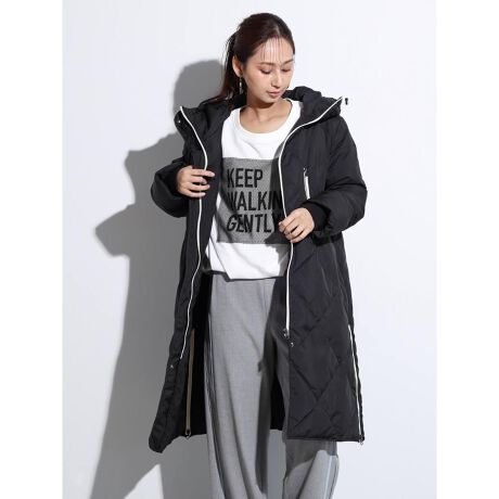 [^ԁF023231127]D]̃O_ER[gNׁIWbp[̃oCJ[zFɂ͂ȂSCOTCLUB炵PB_E80%AtFU[20%̕ۉQyʂŃXgX̏ȂA@\Ǝp˔AE^[BƂVGbgȂ̃jbgXEFbg̏ォłKɒpł܂B{[̂X^hlbNƑ̃uOC̐NhƂŕۉۂA~̂oɂ͌Ȃ̓ACeɂȂĂ܂BTCh̐ɂ̓Wbp[XbgzAVGbgAW\Bx[VbNɂȂ肪ȓ~̃AE^[ɗVѐSꂽAX^CO̎ɂȂꒅłBfF162cmBe摜́A̓₨g̃j^[ݒȀƖɂۂ̏iƐFقȂꍇ܂BԎɋ߂F͐n摜ł܂B 9icmj:98:43A[z[:57.5:59:79.5g:54dij:770