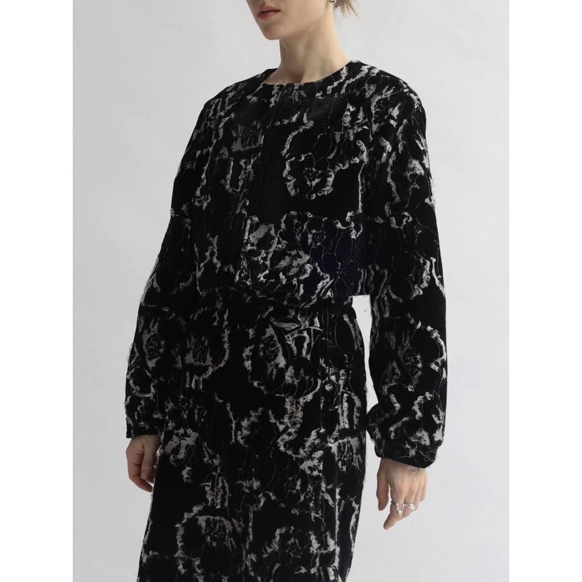 レジル（resil）/ベロアジャガードショートジャケット ベロアジャガードショートジャケット | レジル(resil) | マルイウェブ