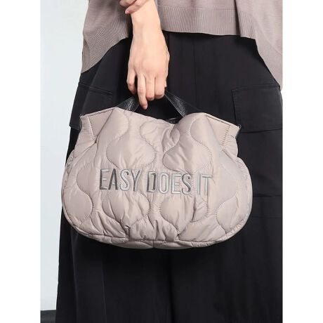 [^ԁF075114663]2waydlŃV_[obOƂĂgLeBO~jobOIEԂȂ}`tŁA[͂˔gh̃LeBOobOׂ܂BELb`[ȃShJڂ䂫AR[fBl[g̃ANZgɁEV_[xgOăNb`obÔ悤ɎĂ̂߁BEEhtH킢Aꂩ̋G߂ɂ҂̂߃ACełB Be摜́A̓₨g̃j^[ݒȀƖɂۂ̏iƐFقȂꍇ܂BΉTCY@@@AirPodsFX}z(14~7cm)Fz FPET{g 500mlFA5 蒠FA4 t@CF~m[gPC 15inchF~{̍:22:35}`:10.5:21V_[xg:70.5`116d{:235gV_[xg:102ge:8L