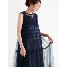 フラワー刺繍チュールティアードワンピース