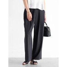 タックストレートパンツ